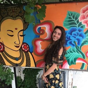 Meet your Posher, Gabriella